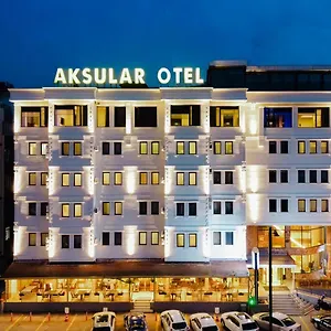 4* Отель (1300 M²) с 4 спальней(-ями) и 1 ванной(-ыми) комнатой(-ами) в районе центр города