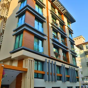 In The Middle 3* Анталья